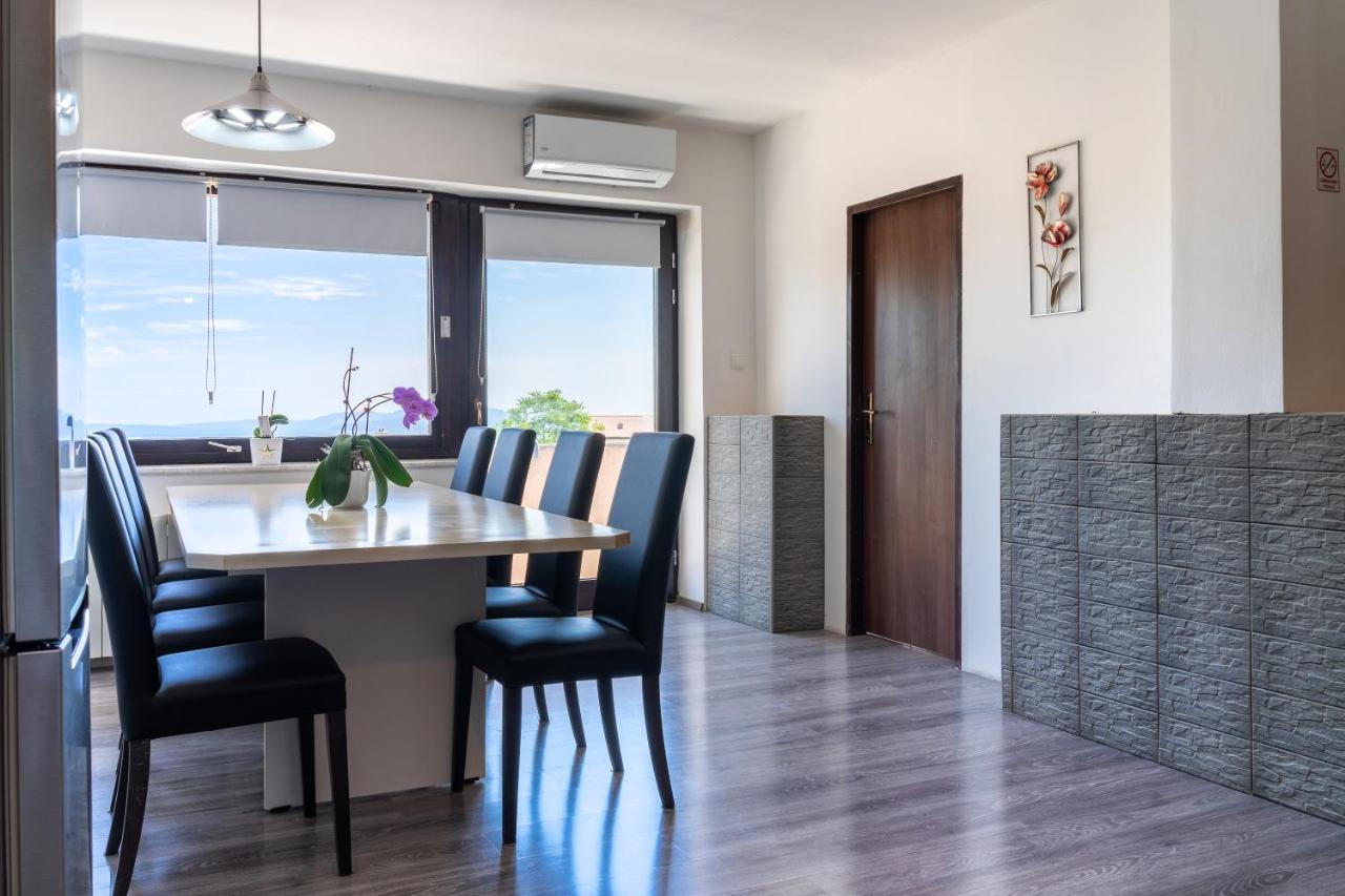 Dakota Apartment 6+2 Кастав Экстерьер фото