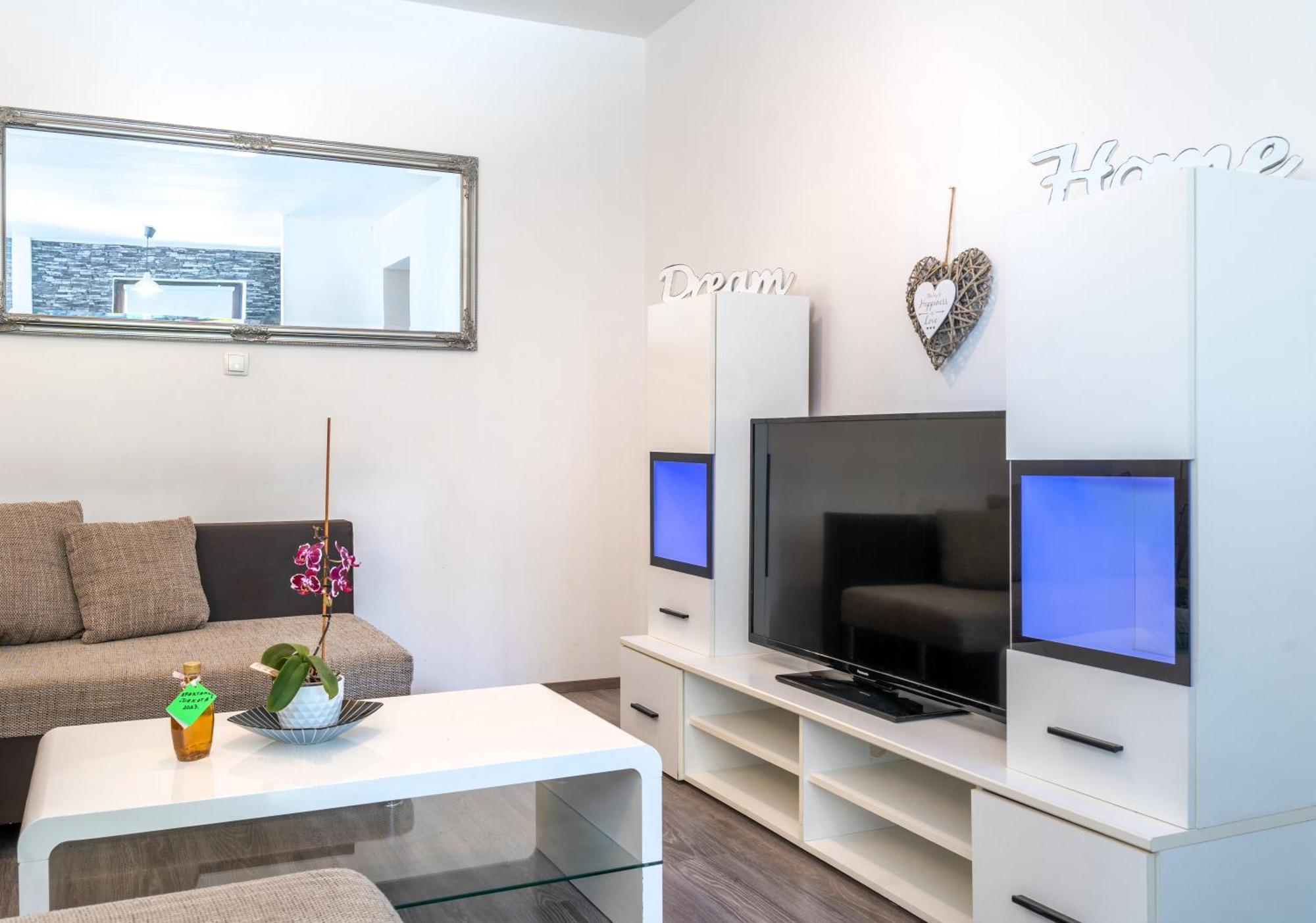 Dakota Apartment 6+2 Кастав Экстерьер фото